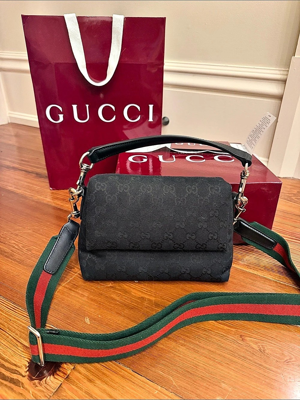 Gucci GG Canvas Web Shoulder Bag Black Like New